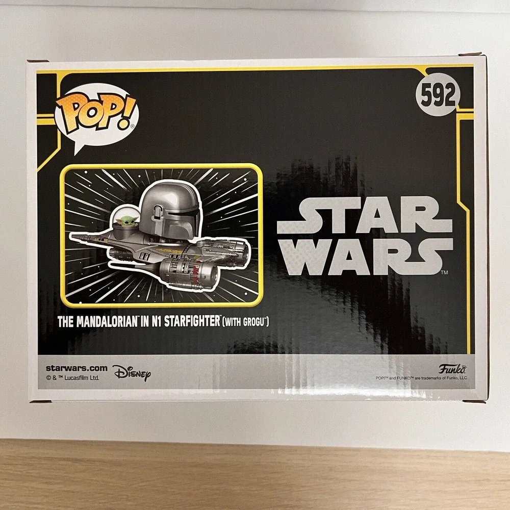 Funko Pop! Star Wars The Mandalorian in N1 Starfighter with Grogu #592 Exclusive
